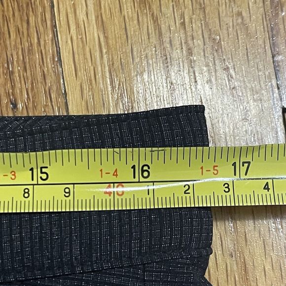 TOMMY BAHAMA Chip Shot IslandZone Shorts Size 32 Black 8-inch Golf Performance - Picture 8 of 9